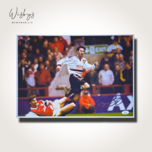 Ryan Giggs Signed Manchester United Photograph