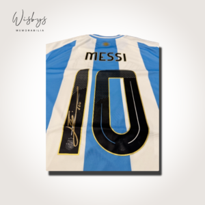 Lionel Messi signed Argentina jersey, view 3