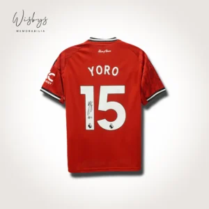 Leny Yoro signed Manchester United jersey