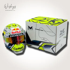Max Verstappen helmet