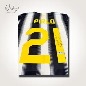 Andrea Pirlo Juventus jersey, view 3